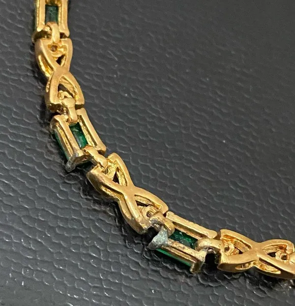 Unsigned Gold-tone Emerald Green & Clear CZ Stone 7.5” Tennis Bracelet 8.7g - Image 6