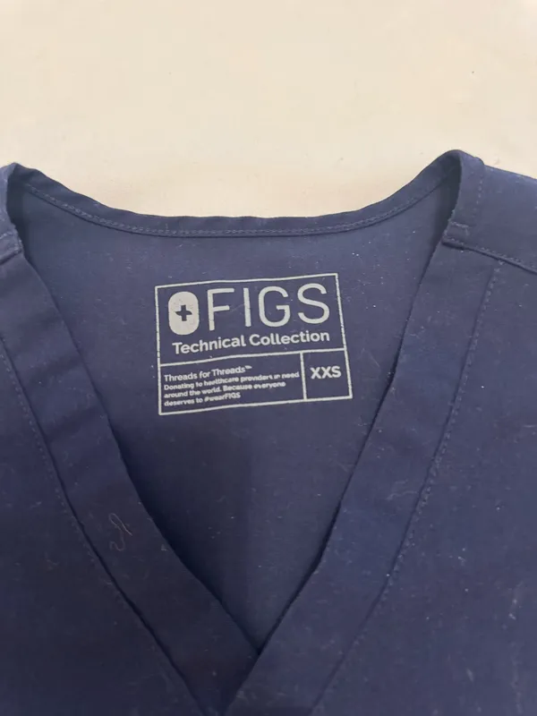 FIGS Scrub Top - Image 2