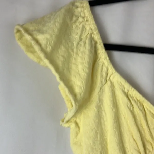 Billa Bong yellow cropped top woman’s size large - Image 3