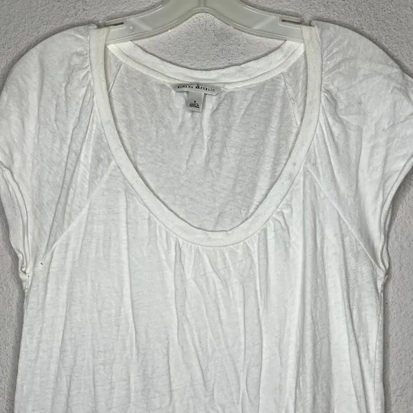 Banana Republic Linen Blend Top‎ - Image 3