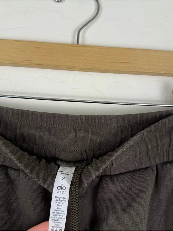ALO Yoga Courtside tearaway snap pants espresso brown wide leg sweatpants - Image 8