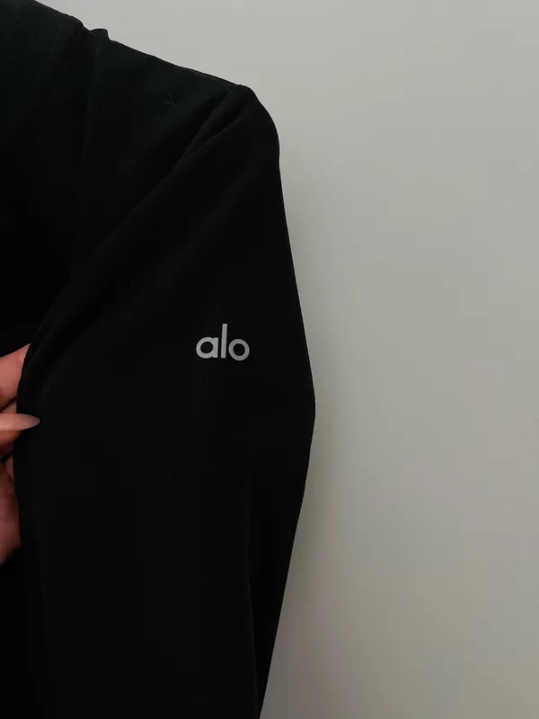 Alo Yoga Long Sleeve Top - Image 8