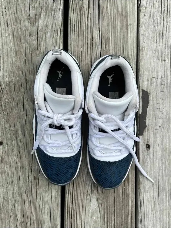 Jordan 11 Retro Low GS 'Navy Snakeskin' 2019 Size 4.5y Women’s Size 6 - Image 4