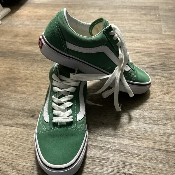 Green Vans Old Skool Women’s - Image 2
