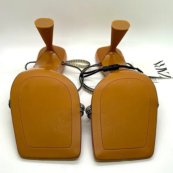 Zara Bling Jewel Tan Strappy High Heels EUC Size 40/USA Size 9 🔥🔥 - Image 3