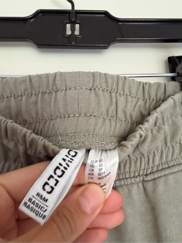 H&M Divided sage green Wide Leg Sweatpants - Image 3