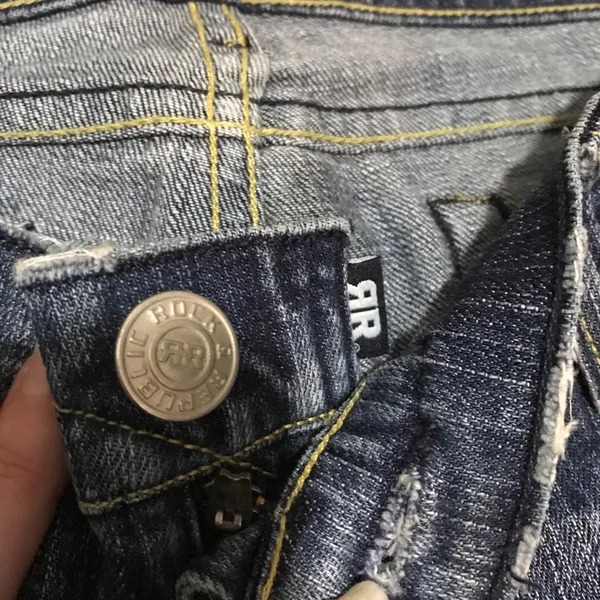 Rock & Republic Straight Leg Jeans Size 29 Inseam 31 inches - Image 3
