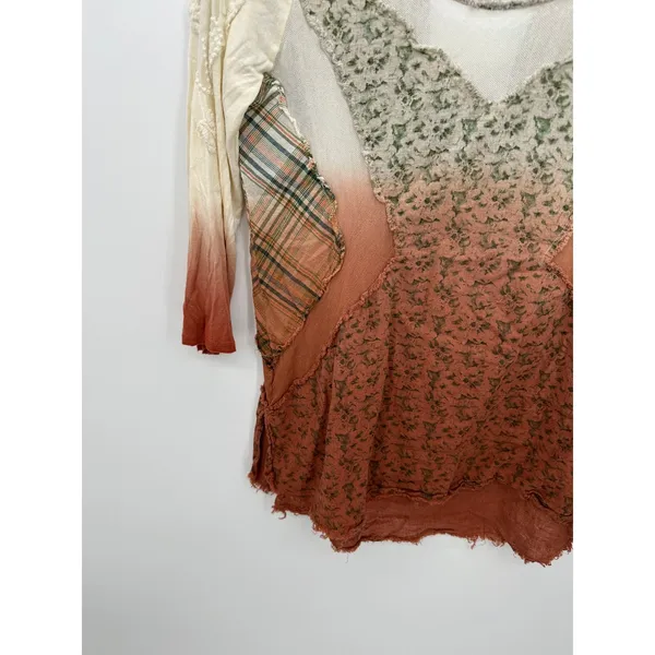 Gimmick by BKE Womens Medium Patchwork Floral Plaid Lace Cutout Top Rust Green - Image 5