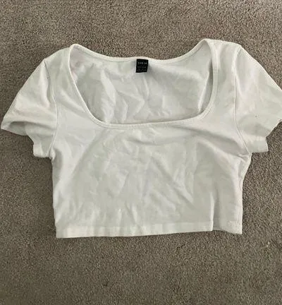 SheIn Top - Image 2