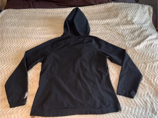 New Balance Black and Light Gray Athletic Jacket - Image 5