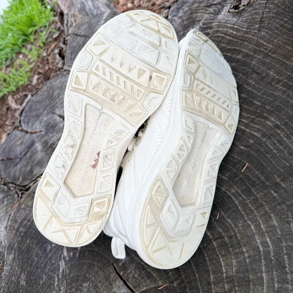 APL Techloom Tracer M Vanilla Women Sneakers Shoes Size 11 - Image 6