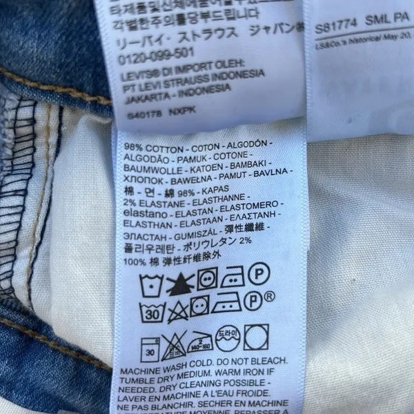 Levi’s High waisted Taper‎ jeans Size 25 - Image 9