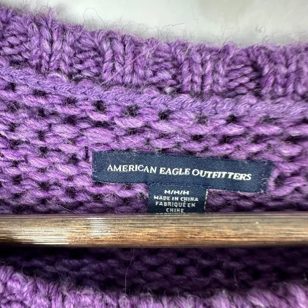 American‎ Eagle Sweater Womens M Purple Cable Knit Wool Blend Chunky Pullover - Image 2
