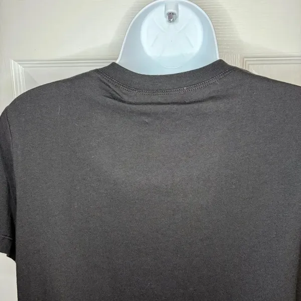 The Laundry Room CocaCola Can’t Beat the Feeling Black Graphic TShirt Racing M - Image 7