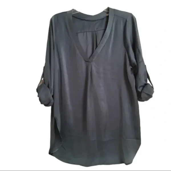 Forever 21 Long Sleeves Sateen V-Neck Blouse Size M - Image 3