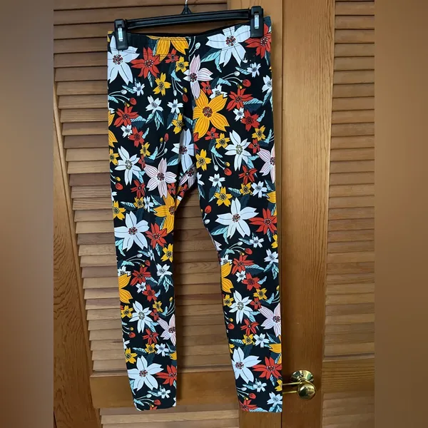 Urban Outfitters x Nike Leg-A-See Hawaiian Floral Print Legging Sz M - Image 3