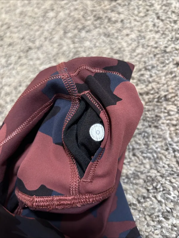 Lululemon Wunder Train High-Rise Tight 25" size 0 - Image 3