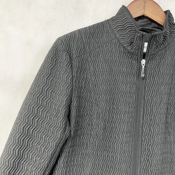 Pendleton Quilted Zip‎ Up Jacket Women Medium Textured Coastal Heritage Elevated - Image 4