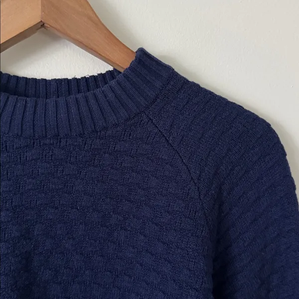 Lululemon 6 Texture Play Crewneck Cashmere Blend Sweater in Night Sea Blue - Image 4