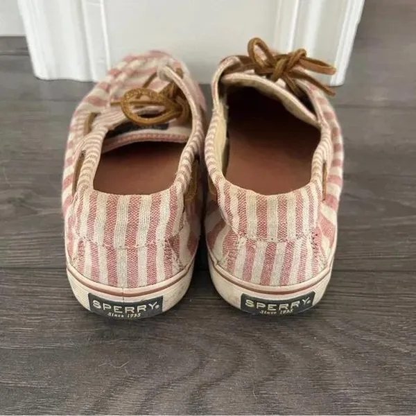 Sperry Boat Shoes Red and White Seer Sucker Stripe Leather Lace Up Preppy Size 7 - Image 4