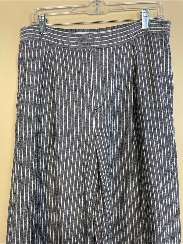 Banana Republic Women’s Linen Blend Striped Blue White Cropped Wide Leg Pants - Image 3