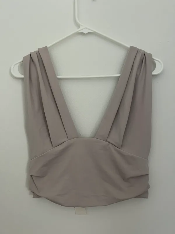 Crop Top Tan Size M - Image 2