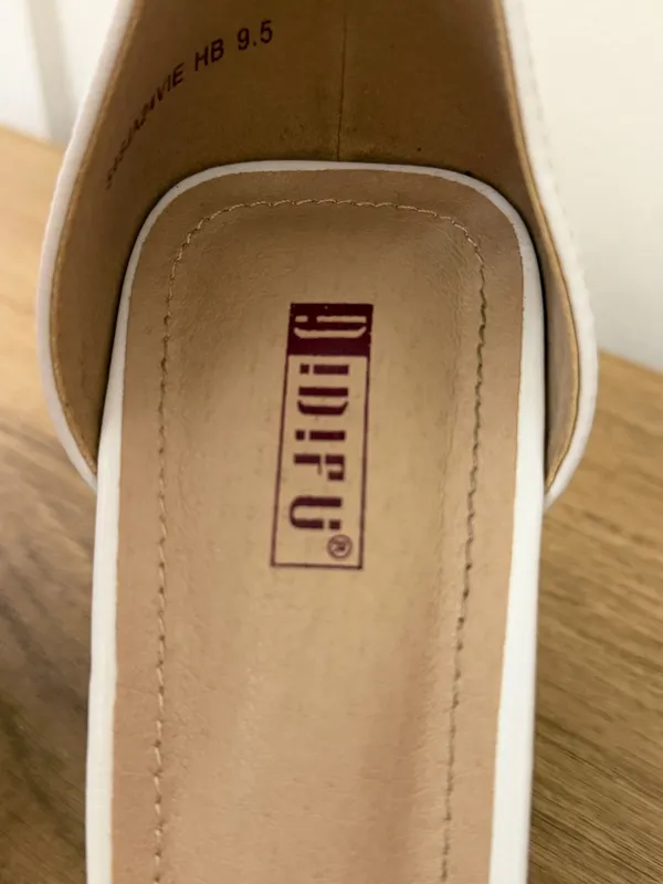 & Other Stories White heels - Image 6