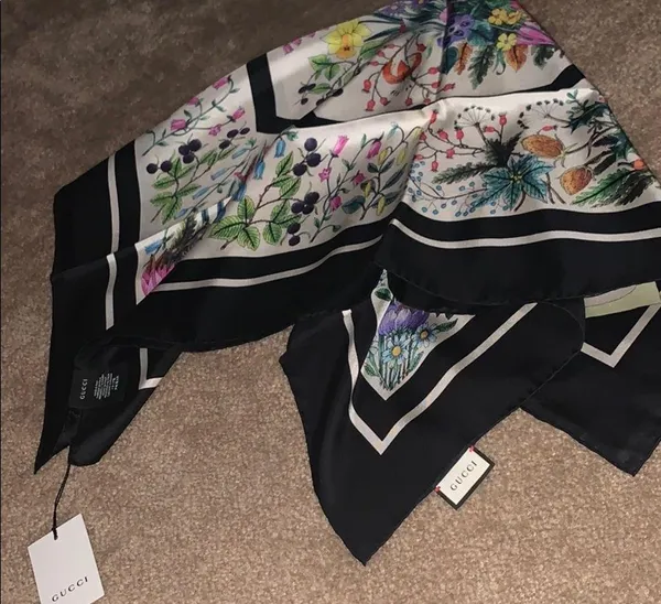 NWT Gucci Silk Scarf with Floral Print - Image 11