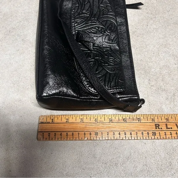 The Sak Ventura Small 100% Leather Crossbody Black Onyx Leaf Floral Printed - Image 6