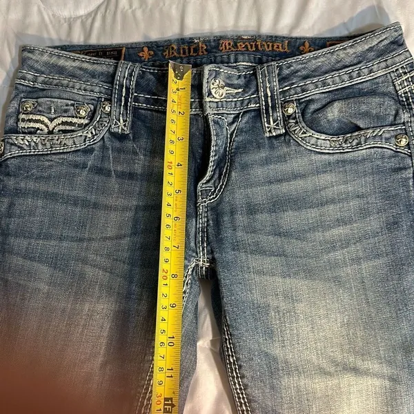 Rock Revival Jeans Abbie Bootcut Size 28. Inseam 33 inches - Image 4