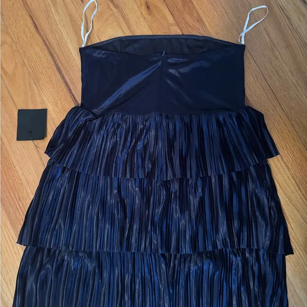 Lulu's Midnight Blue/ navy Strapless Dress - Image 5