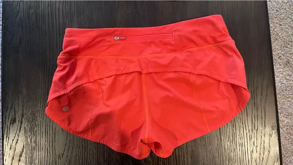 Lululemon Shorts 2.5" Speed Up Low-Rise Lined - Image 2
