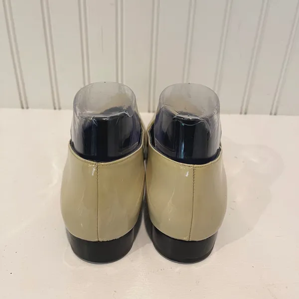 Minhk Patent Leather Penny Loafers Wmn Cream Preppy Almond Toe Slip On Shoes 8.5 - Image 4