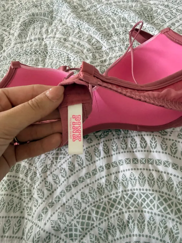 Vs Pink bra - Image 3
