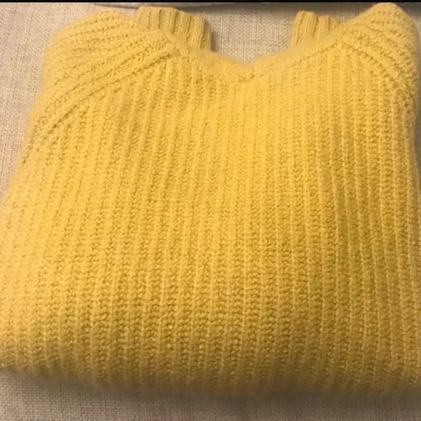 American Eagle Cozy Mustard Yellow Women's Sweater M - Image 4