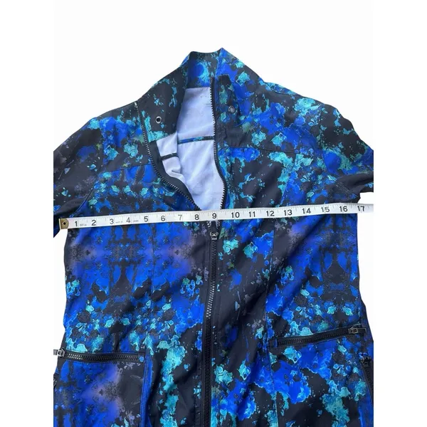 Fabletics Ninety Six Windbreaker Blue Lava Jacket Athletic Zip Blue Back XS - Image 4