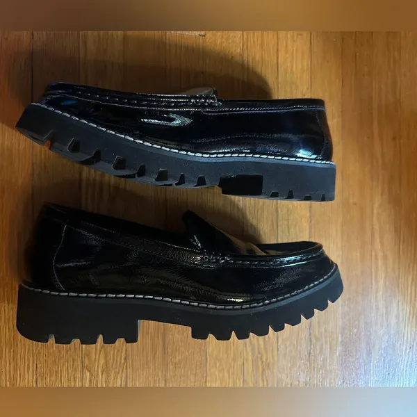 Donald Pliner Hope Platform Loafers in Black Patent Vegan Leather, Size 8.5 M - Image 7