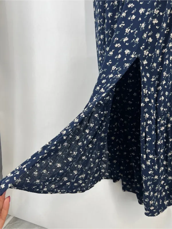 Hollister Navy Floral Puff-Sleeve‎ Midi Dress with Side Slit - Image 6