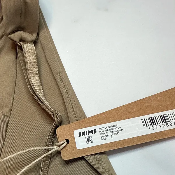 NWT Skims Plunge Bikini Top - Image 5