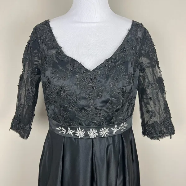 Formal Gown‎ Dress 10 Black Floral Applique Beaded A-Line Evening Whimsigoth - Image 3