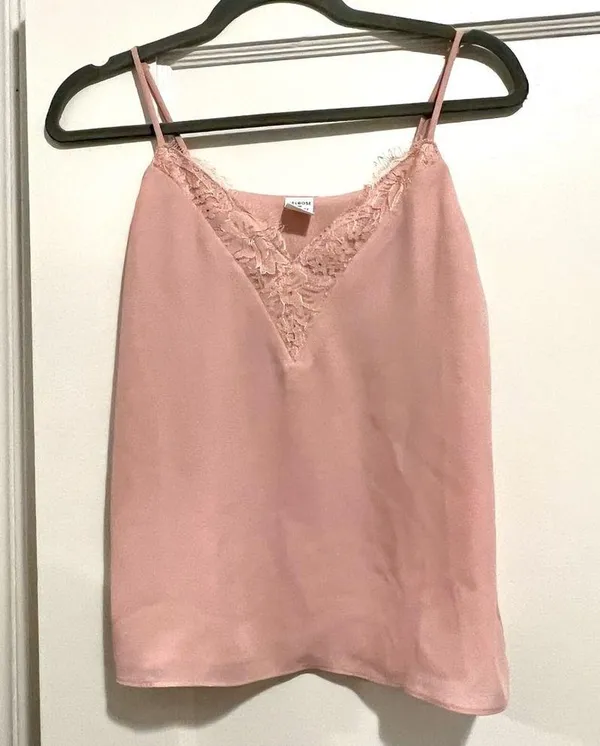 Blush Pink V Neck Lace Trim Cami Tank Top XSmall NWT - Image 4