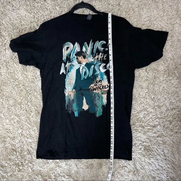 Hot Topic Panic at the Disco t-shirt szM - Image 4