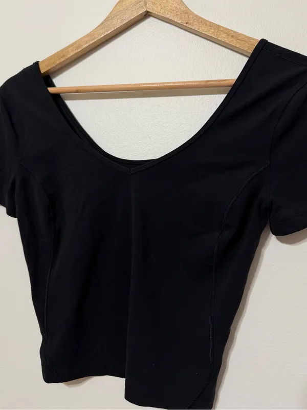 Lululemon Align Scoop Neck Shirt Size 4 or Small - Image 3
