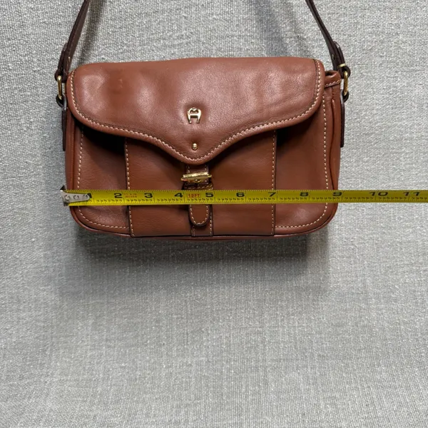 Etienne Aigner Brown Leather Crossbody Shoulder Bag Vintage Small Flap‎ Purse - Image 6