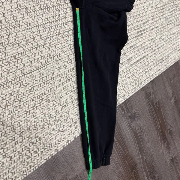 Hollister Black Ultra High-Rise Tapered Sweatpants - Image 8