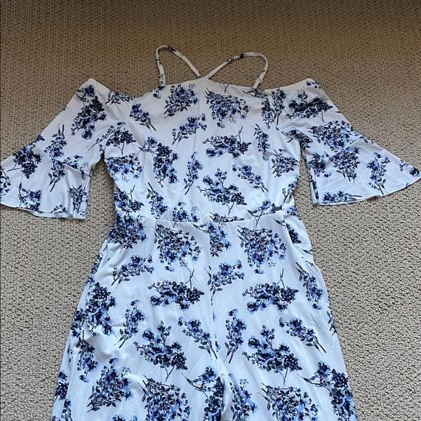 VENUS Blue Floral Off-Shoulder Jumpsuit - Image 9