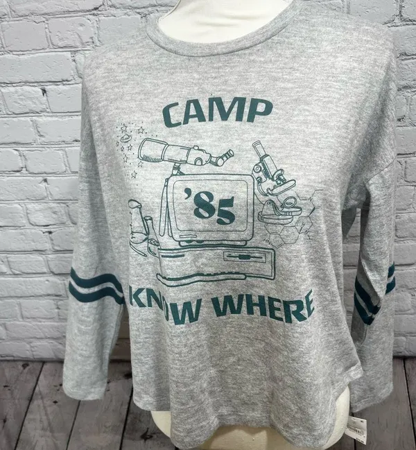 NWT Stranger Things long sleeve soft top size xs - Image 9