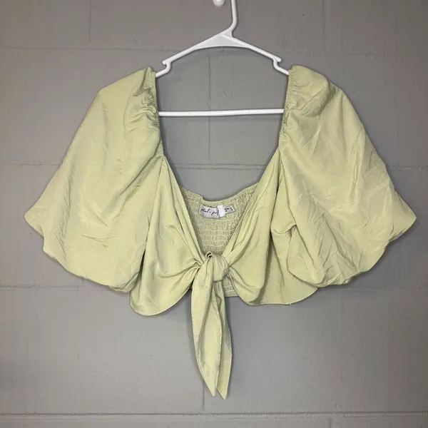 Petal & Pup Celine Top Puff Sleeve Tie Front Blouse in Green Women’s Size 10 - Image 3