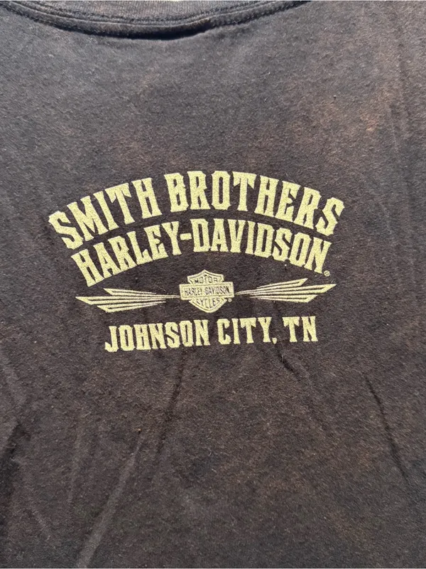 Harley Davidson v neck t shirt - Image 6