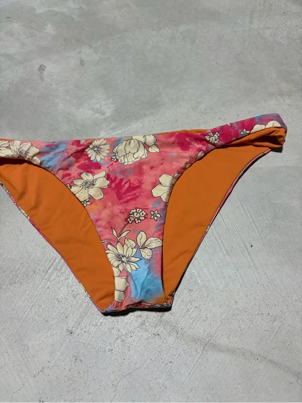 Kikirio Floral Bikini Bottom - Orange & Pink Floral small - Image 5